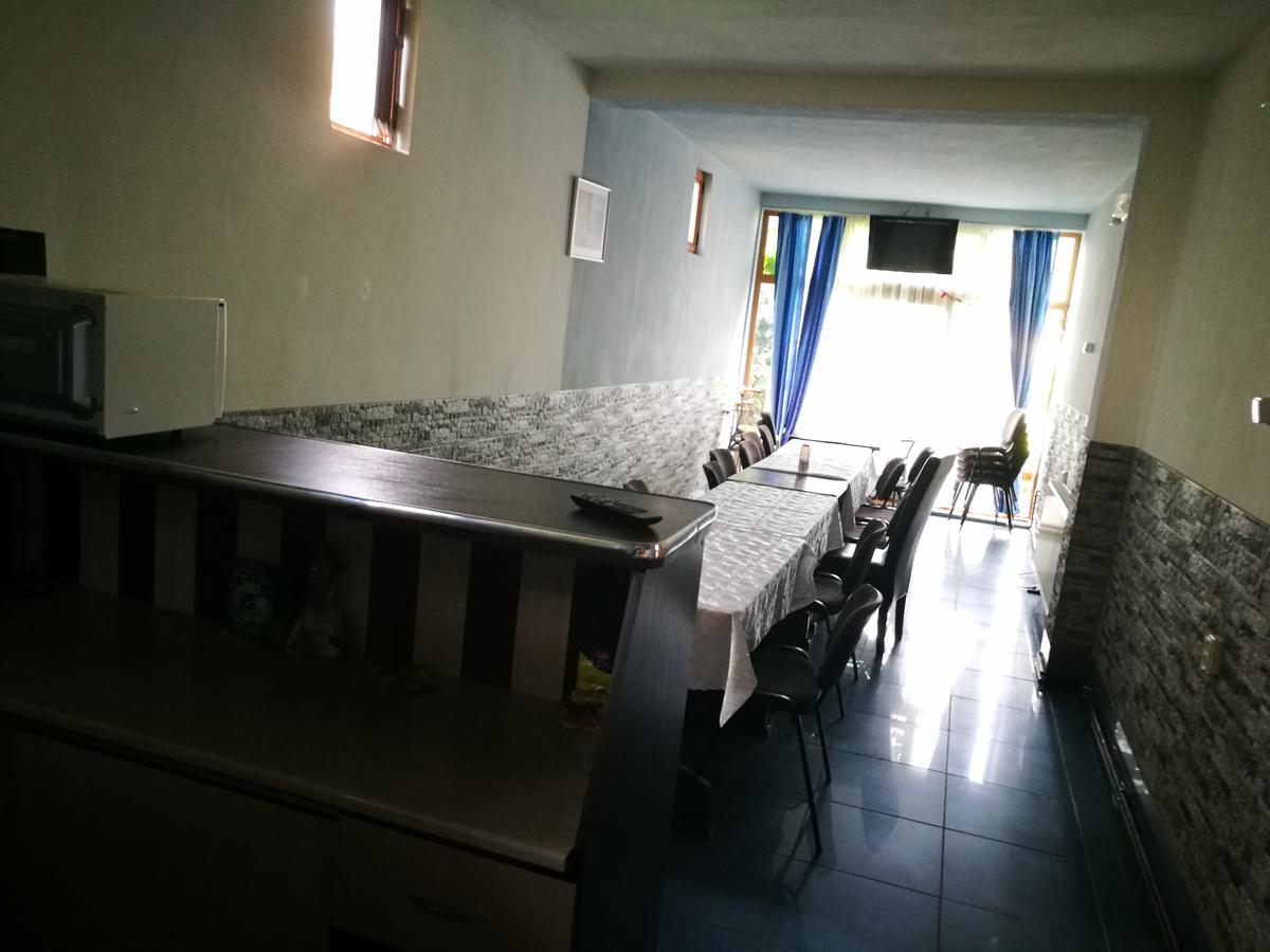 Pensiunea Ramona Carpinisu Bagian luar foto